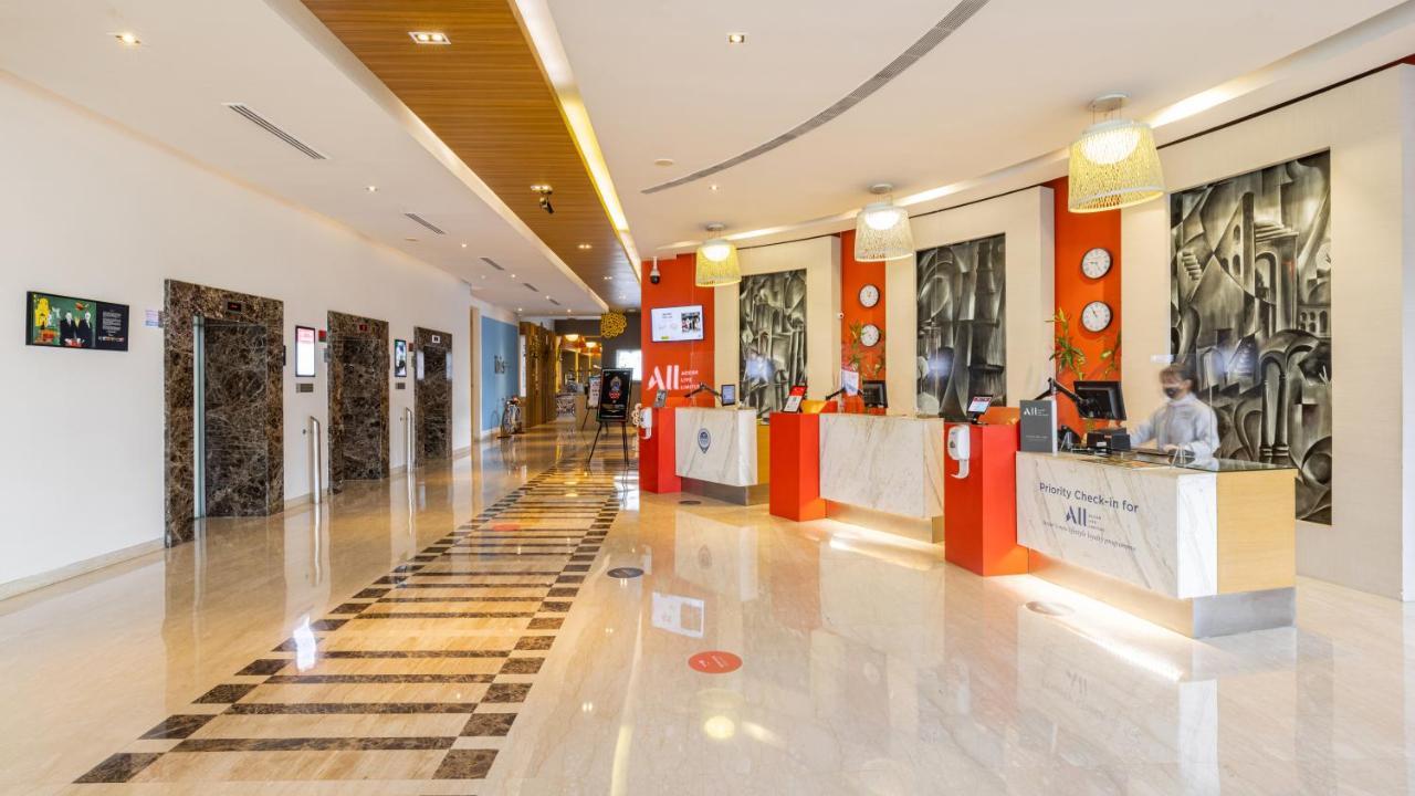 Ibis Gurgaon Golf Course Road - An Accor Brand Otel Dış mekan fotoğraf