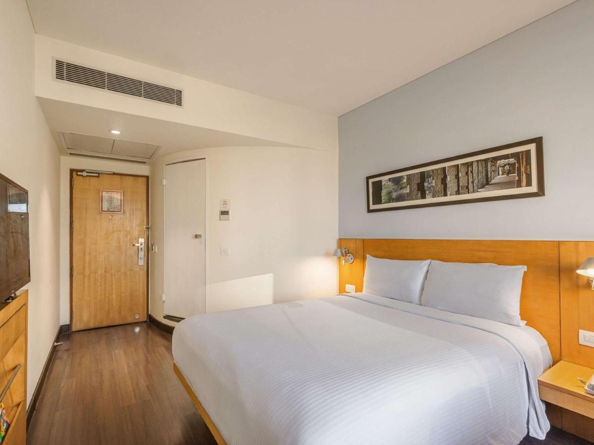 Ibis Gurgaon Golf Course Road - An Accor Brand Otel Dış mekan fotoğraf
